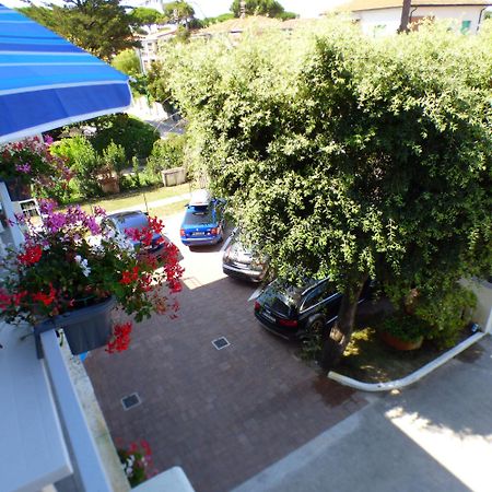 Complesso Oasi Tirrenia Exterior foto
